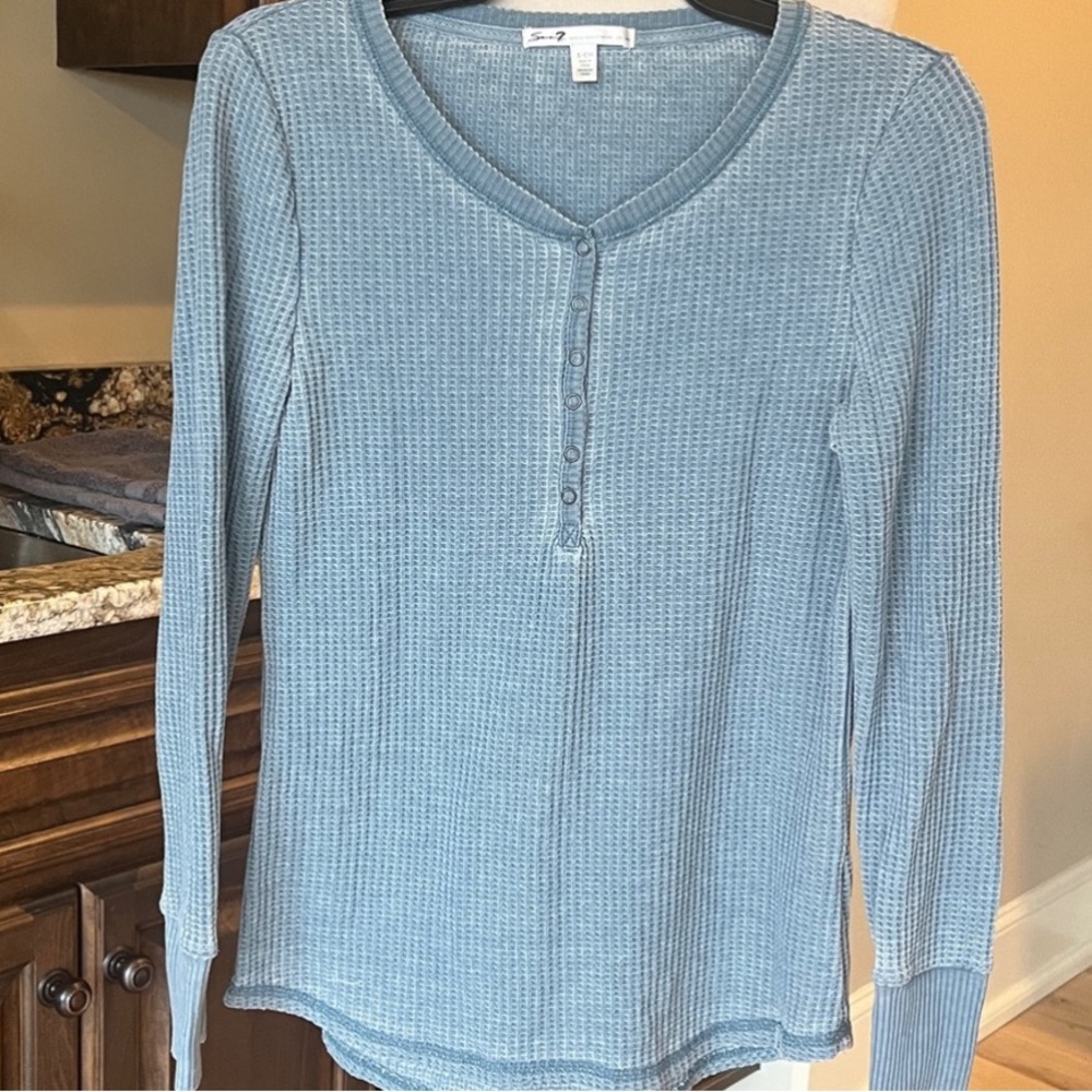 Seven7 Vintage Washed Out Blue Waffle Shirt Womens Small Henley